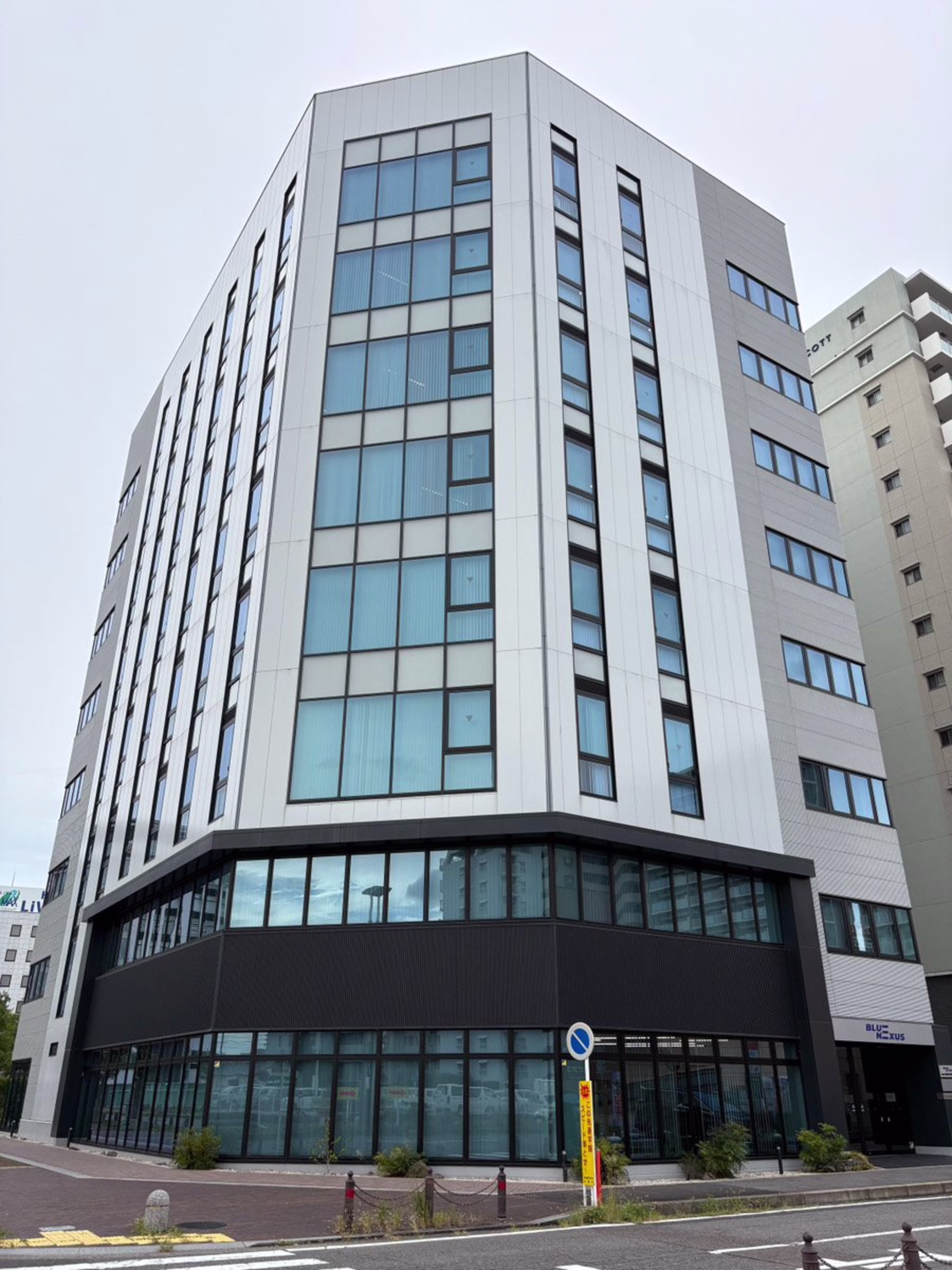 三河安城南町1-3-2