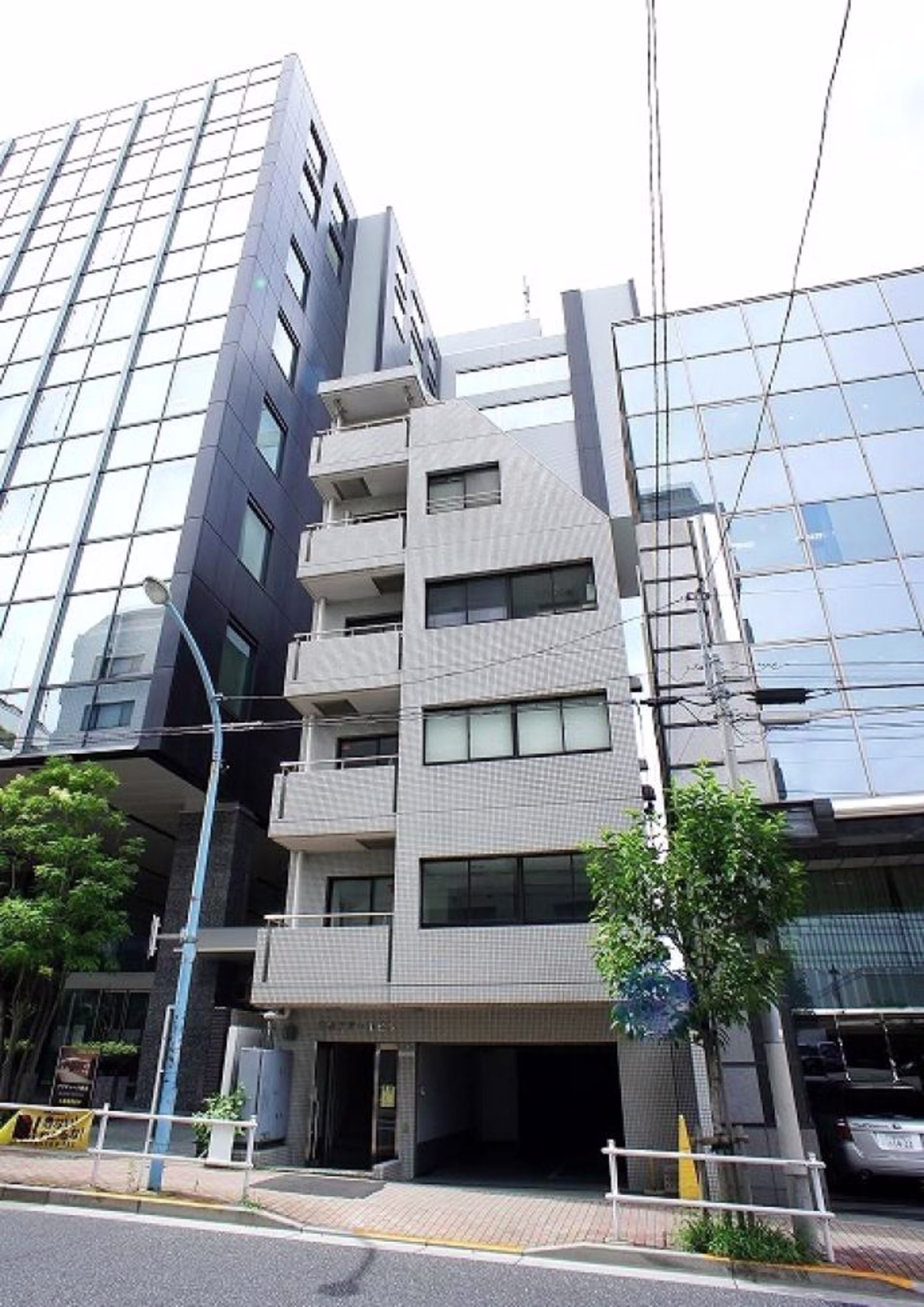 荒木町13-5