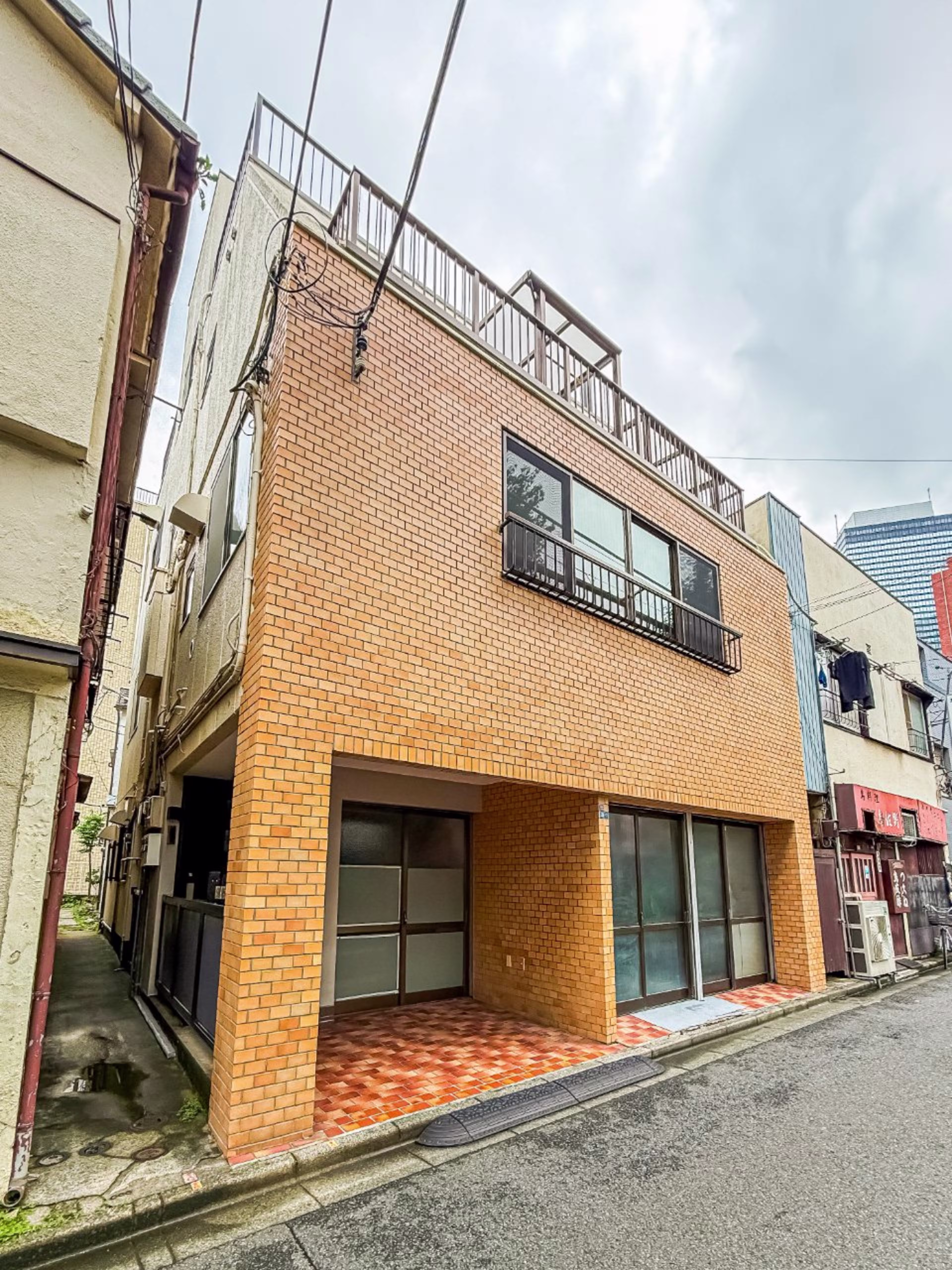 西新宿7-22-7