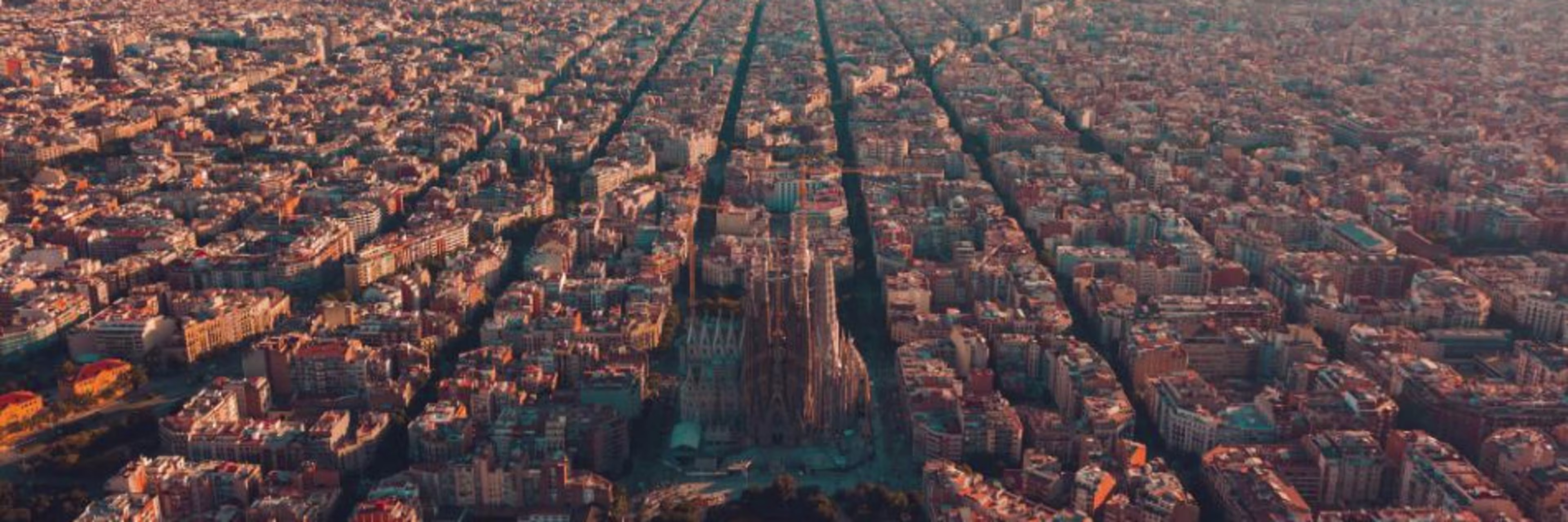 Datos actualizados del Q3 2025 para elegir tu oficina en Barcelona.