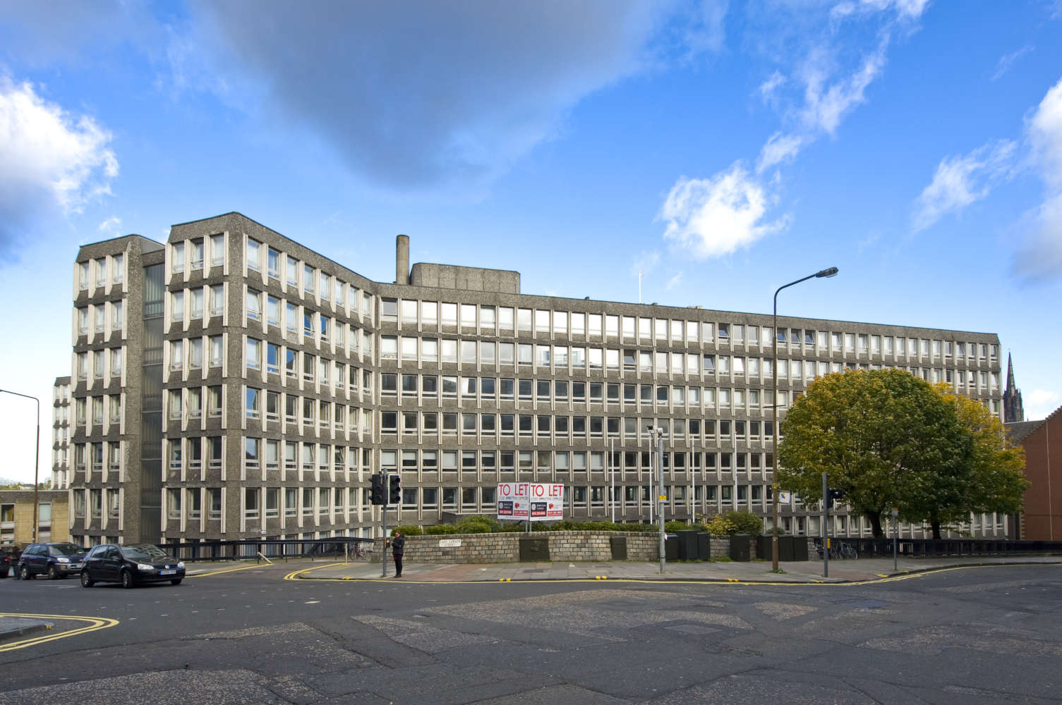 Rent, Argyle House, Edinburgh, EH3 9DR JLL