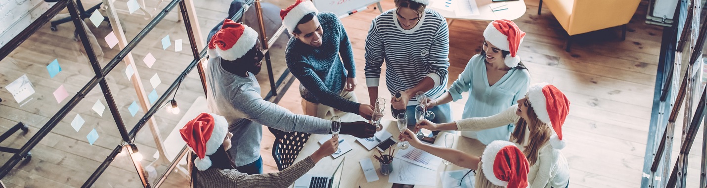 Idées de cadeau pour un Secret Santa au bureau : quoi offrir à un(e)  collègue ?