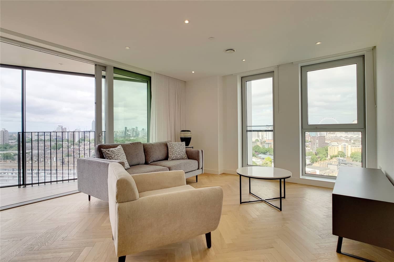 Apartment For Sale In Southwark Bridge Road London Se1 London P104239 Jll Residential