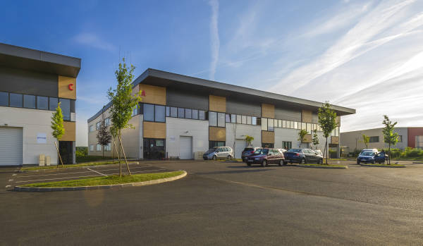 Bureaux Seine-et-marne, undefined - Location bureaux station Bussy-Saint-Georges, RER A - 4 Bureaux Seine-et-marne, undefined - Location bureaux station Bussy-Saint-Georges, RER A - 4