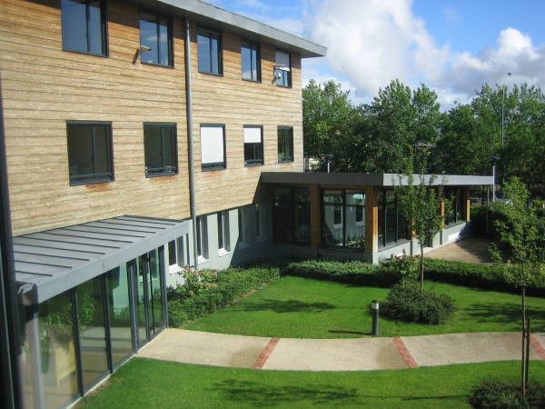 Bureaux , undefined - Bureaux à Louer à Saint-Cyr-l'École (78210) | JLL - 6 Bureaux , undefined - Bureaux à Louer à Saint-Cyr-l'École (78210) | JLL - 6