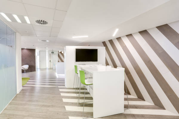 Oficina , undefined - Alquiler de espacios flexibles y coworking en Santiago Bernabéu, Madrid - 2 Oficina , undefined - Alquiler de espacios flexibles y coworking en Santiago Bernabéu, Madrid - 2
