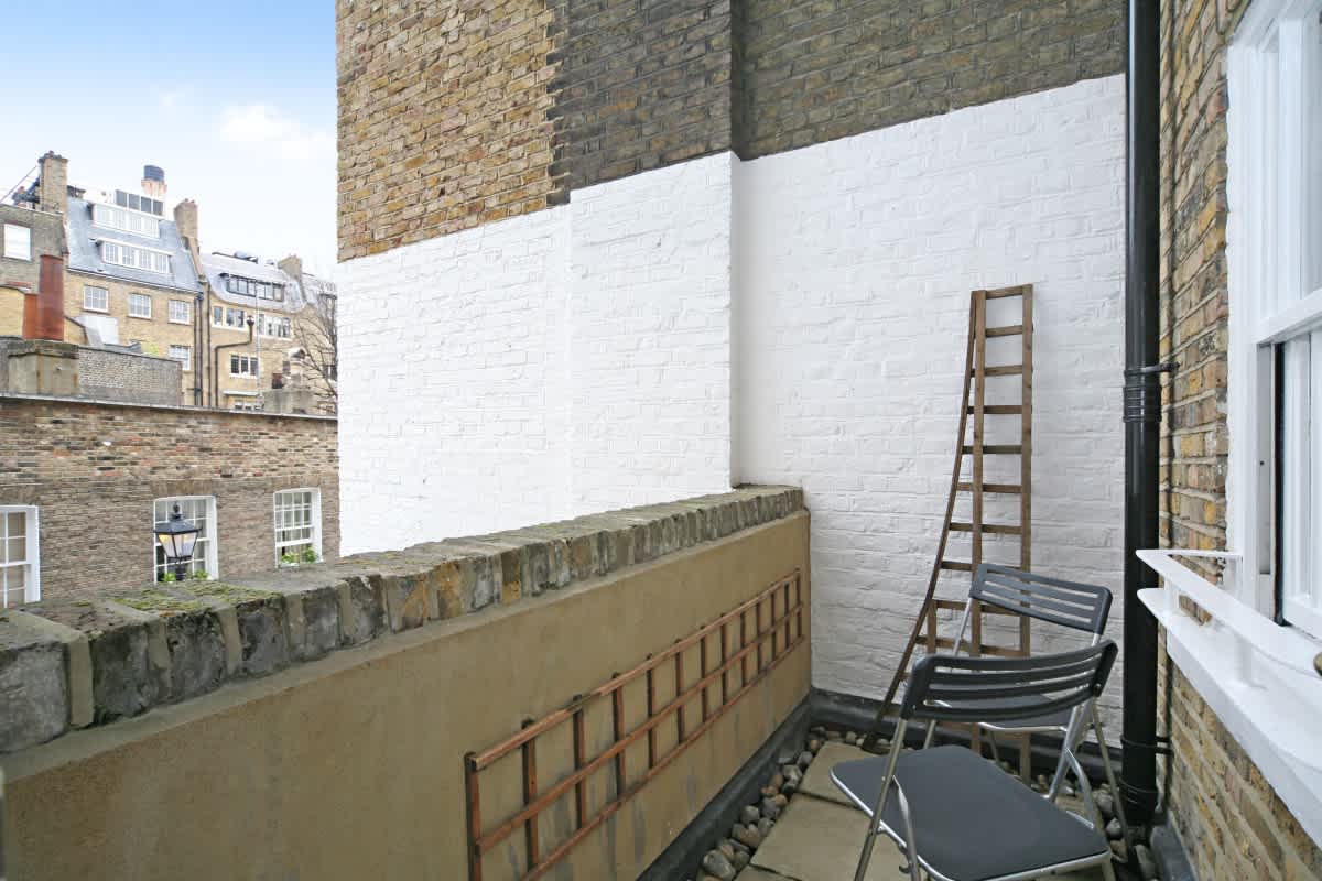Gallery Slide 3