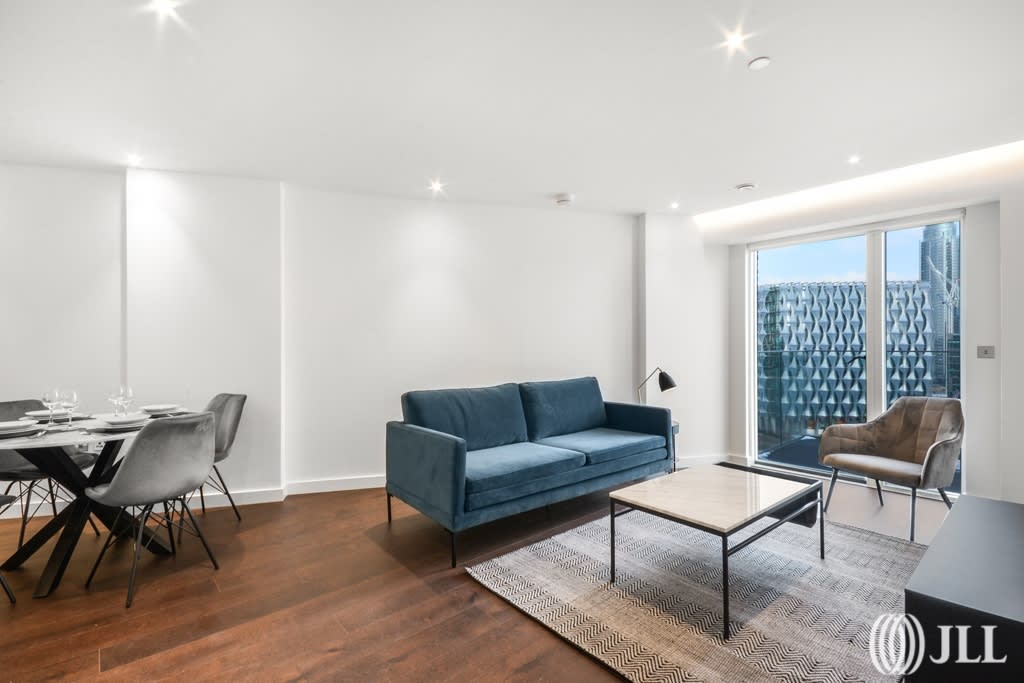 Lexington Gardens London SW11 2