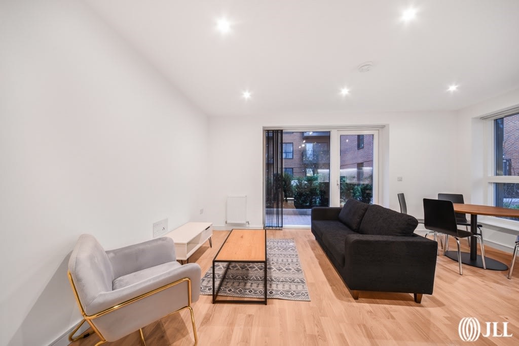 4 Greenleaf Walk Southall UB1, Southall UB1 Apartment for rent JLL