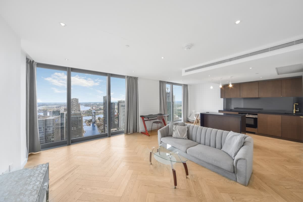 Landmark Pinnacle, London E14, London E14 Flat for sale JLL Residential