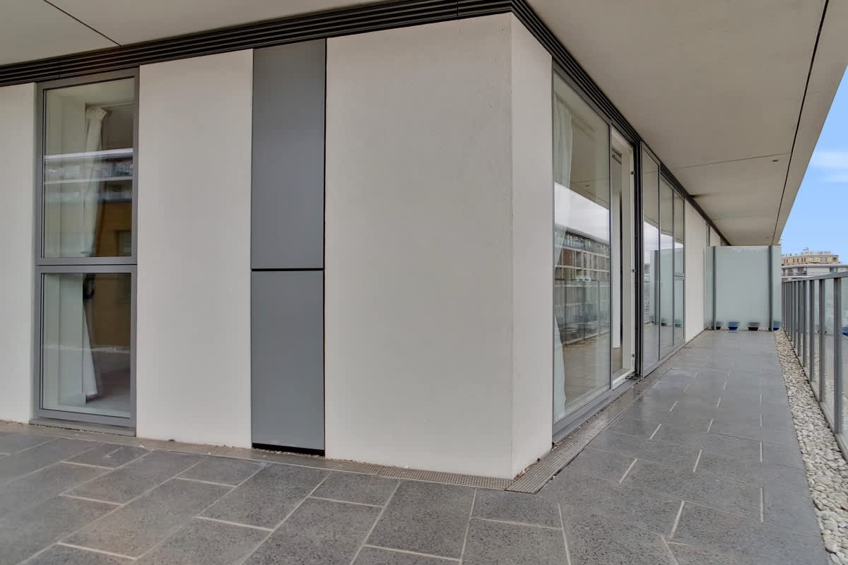 Gallery Slide 2