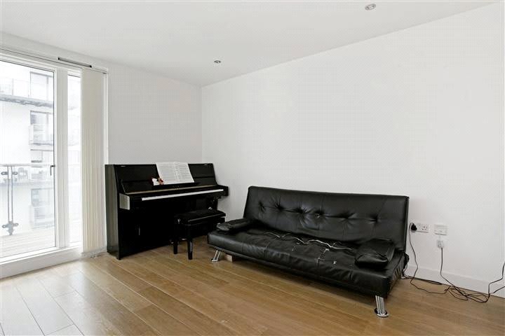 Gallery Slide 3