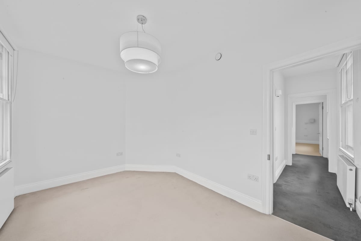Gallery Slide 7