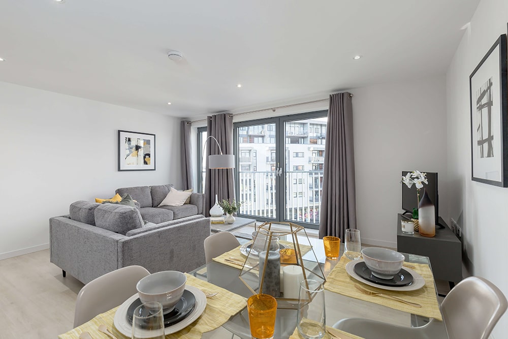 Lochrin Quay offers: