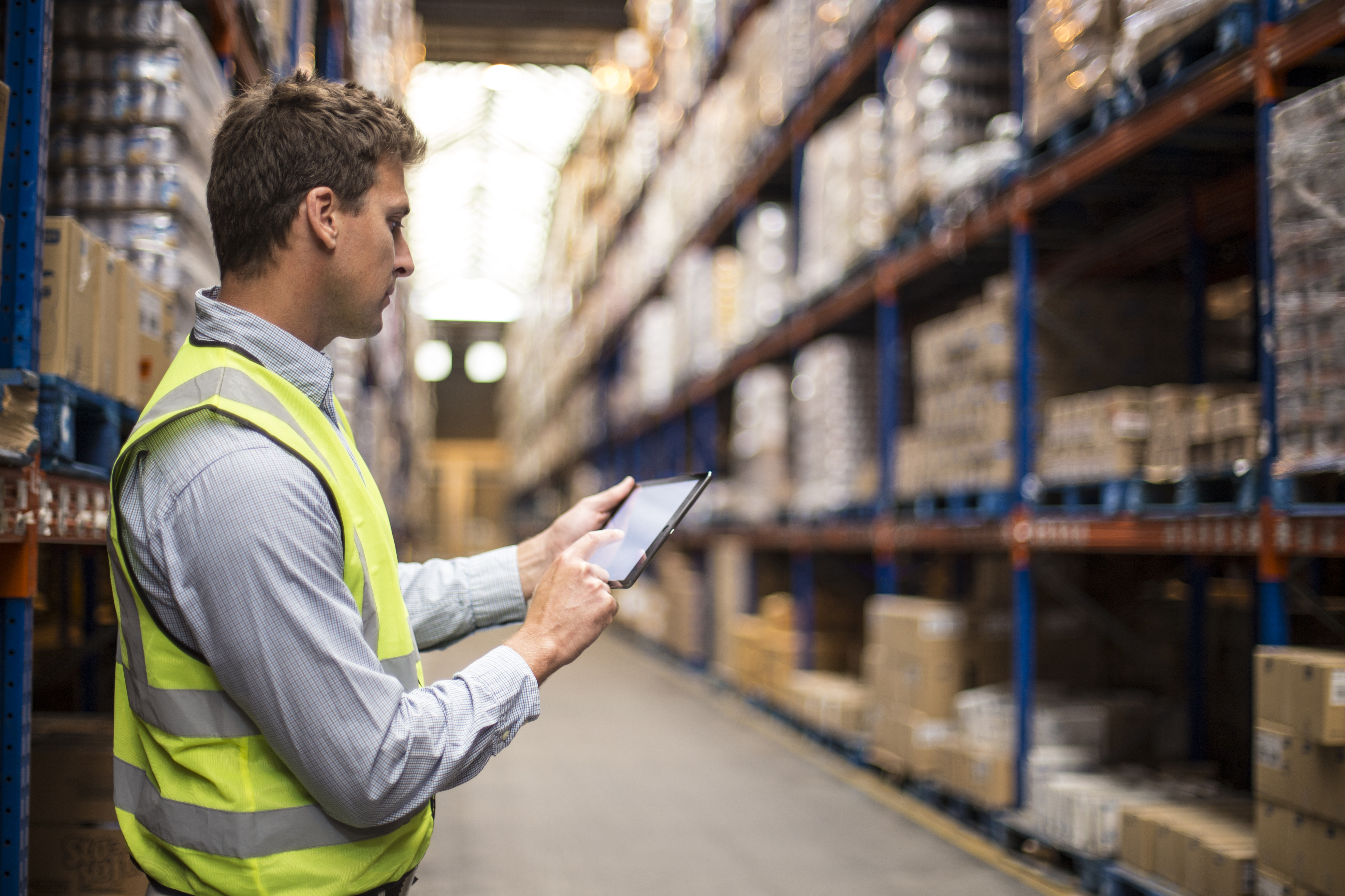 Industrial - Industrial and warehouse spaces for sale in Toronto Industrial - Industrial and warehouse spaces for sale in Toronto