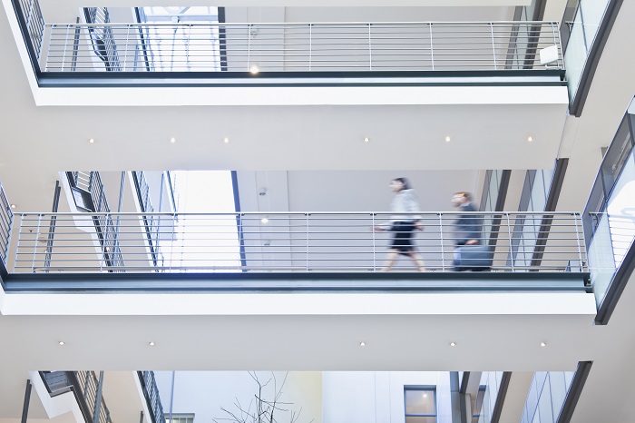 office-complex-with-landscaped-roof office-complex-with-landscaped-roof