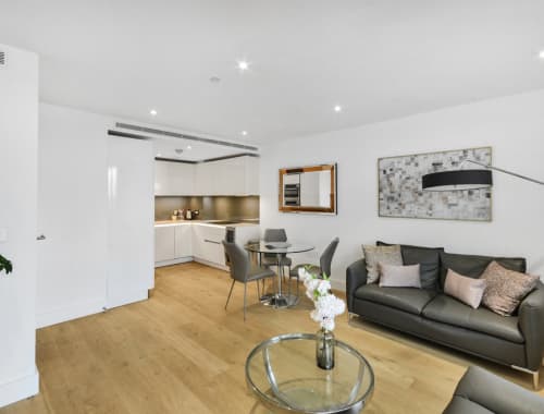 Apartment London, SW11 - Lombard Road London SW11 - 00