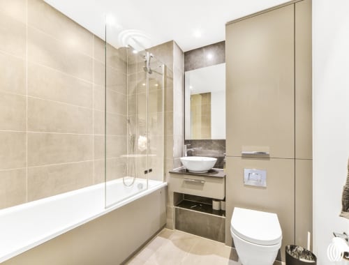 Apartment London, E15 - Giles House, Forrester Way, London, E15 - 15