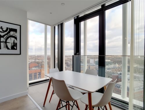 Apartment London, E15 - Stratosphere Tower, London E15 - 01