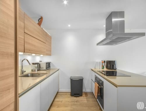 Apartment London, E15 - Unex Tower, Station Street, London, E15 - 06