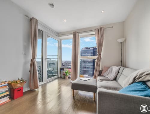 Flat London, E20 - Cassia Point, Glasshouse Gardens, London, E20 - 01