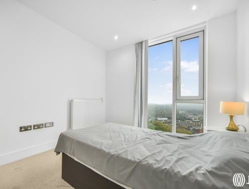 Apartment London, E15 - Sky View Tower, High Street, London E15 - 07