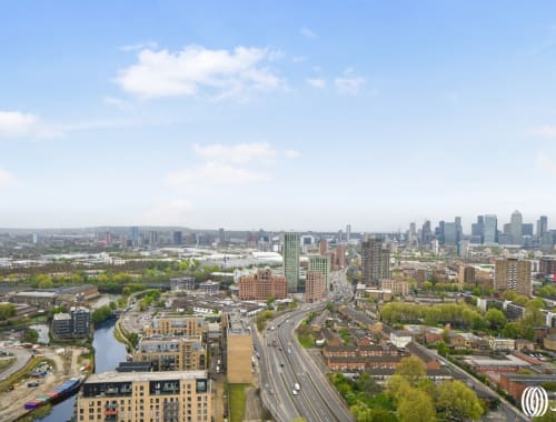 Apartment London, E15 - Sky View Tower, High Street, London E15 - 15