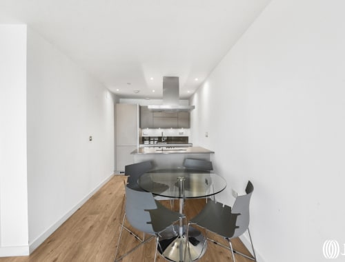 Flat London, E15 - Stratosphere Tower, Stratford, London, E15 - 04