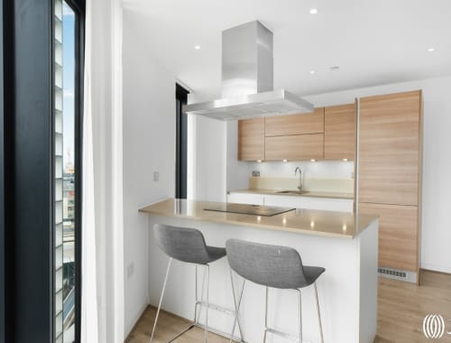 Apartment London, E15 - Unex Tower, Station Street, London, E15 - 02