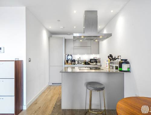 Apartment London, E15 - Stratosphere Tower, Great Eastern Road, London, E15 - 05