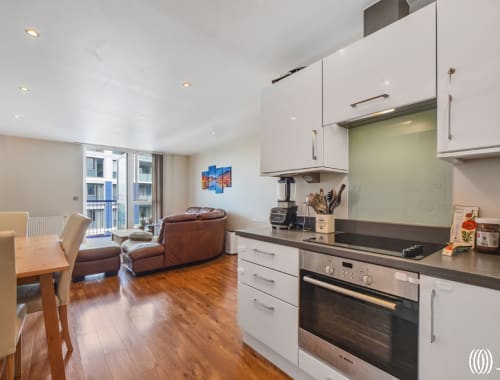 Apartment London, E15 - Warton Road London E15 - 03