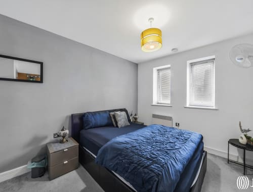 Flat London, E15 - Central House, High Street, London E15 - 03