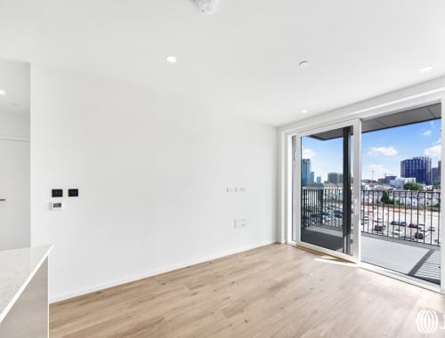 Flat London, E14 - Curlew House, London E14 - 01