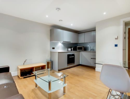 Apartment London, E1 - Whitechapel High Street London E1 - 03