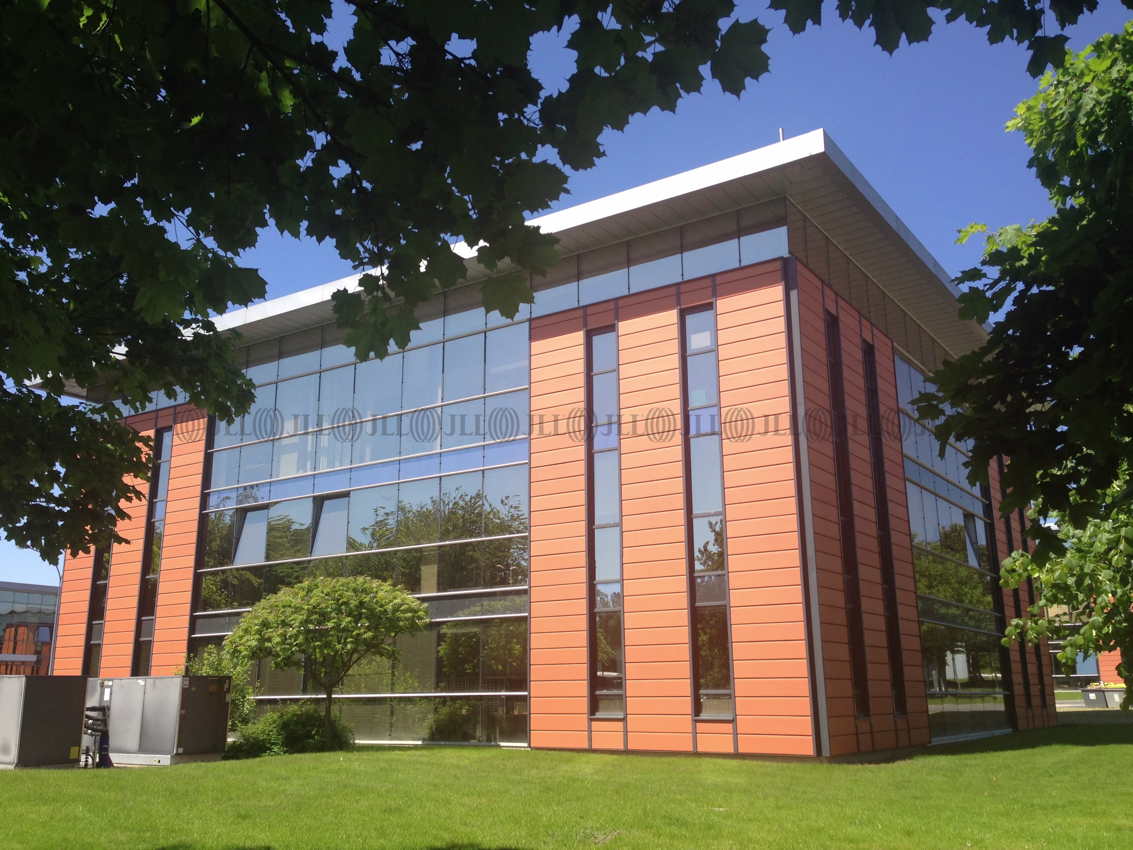 BUSINESS PARC FARMAN