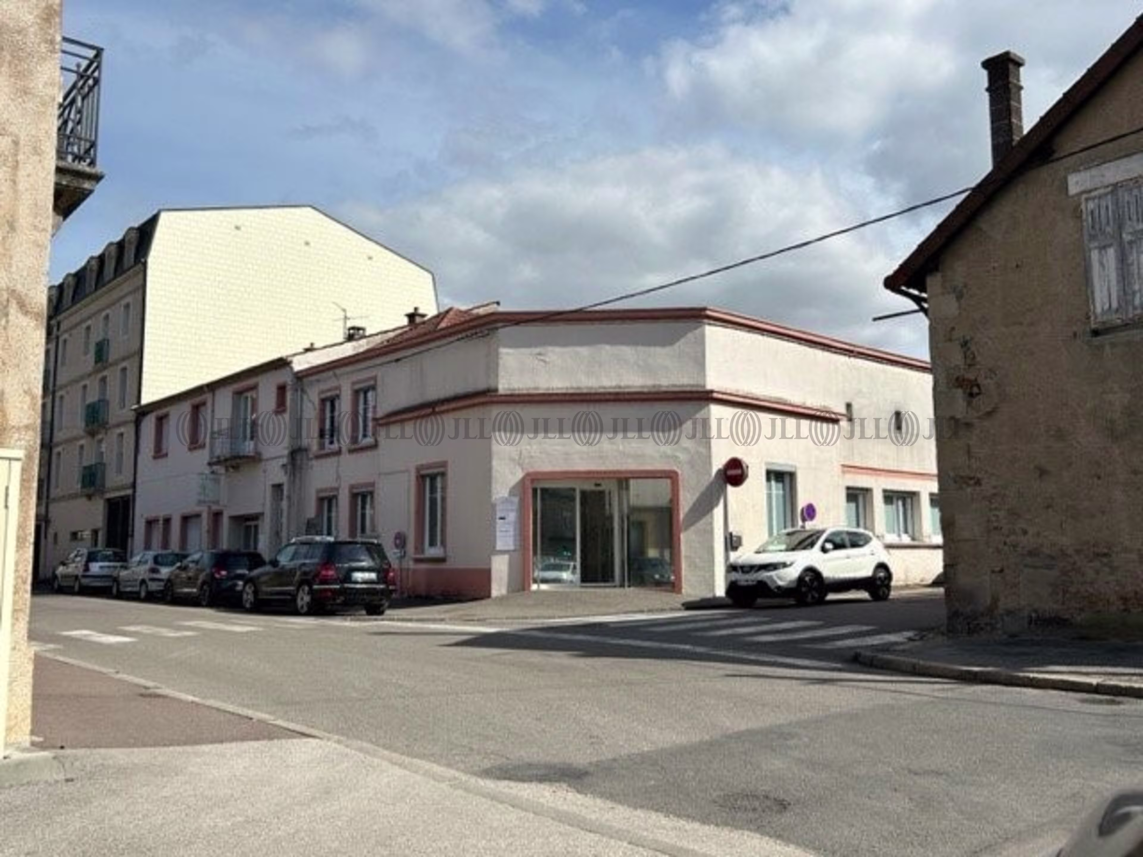 6 RUE BERNARD RENAULT