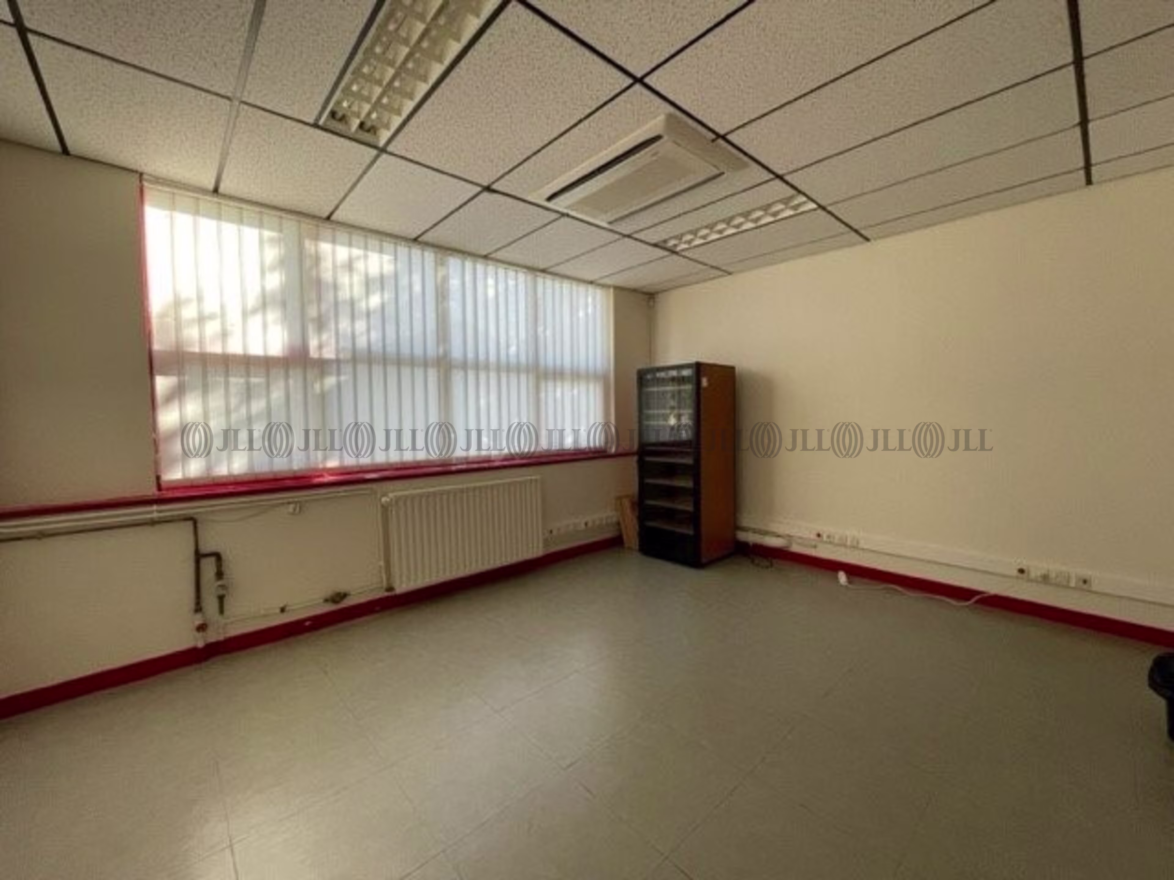 572 616 AVENUE DE L EUROPE