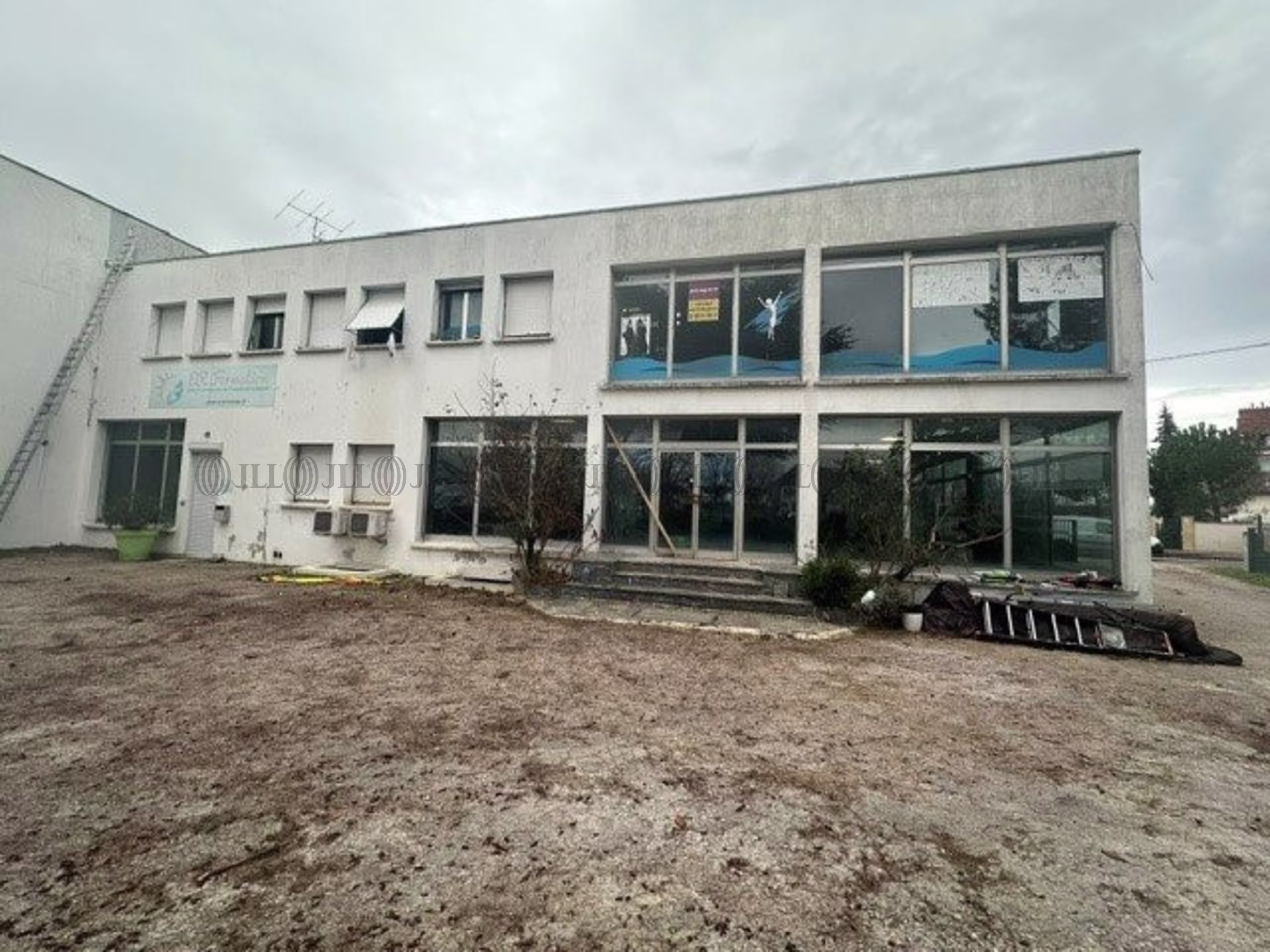 12 RUE EDMOND VOISENET