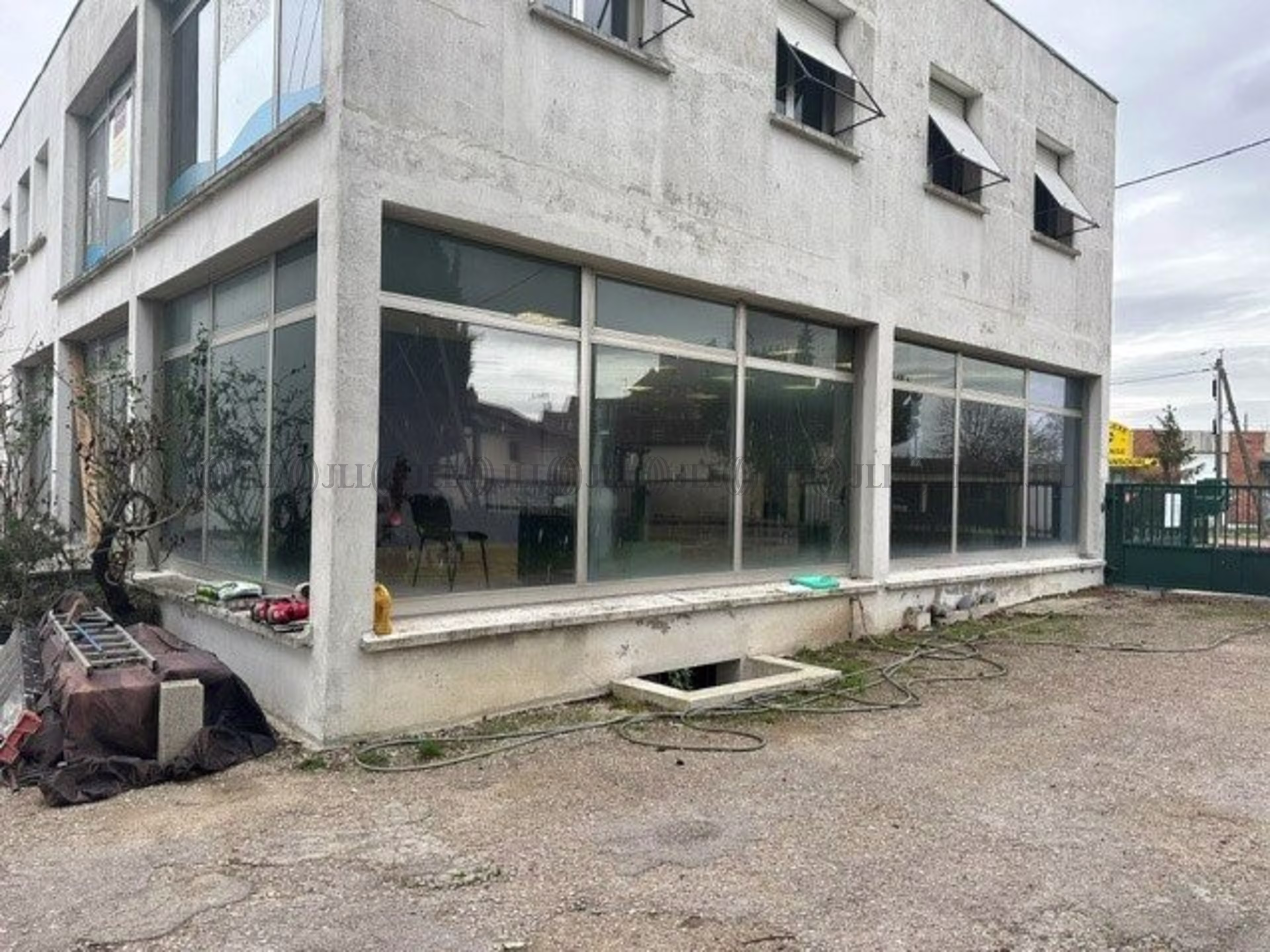 12 RUE EDMOND VOISENET