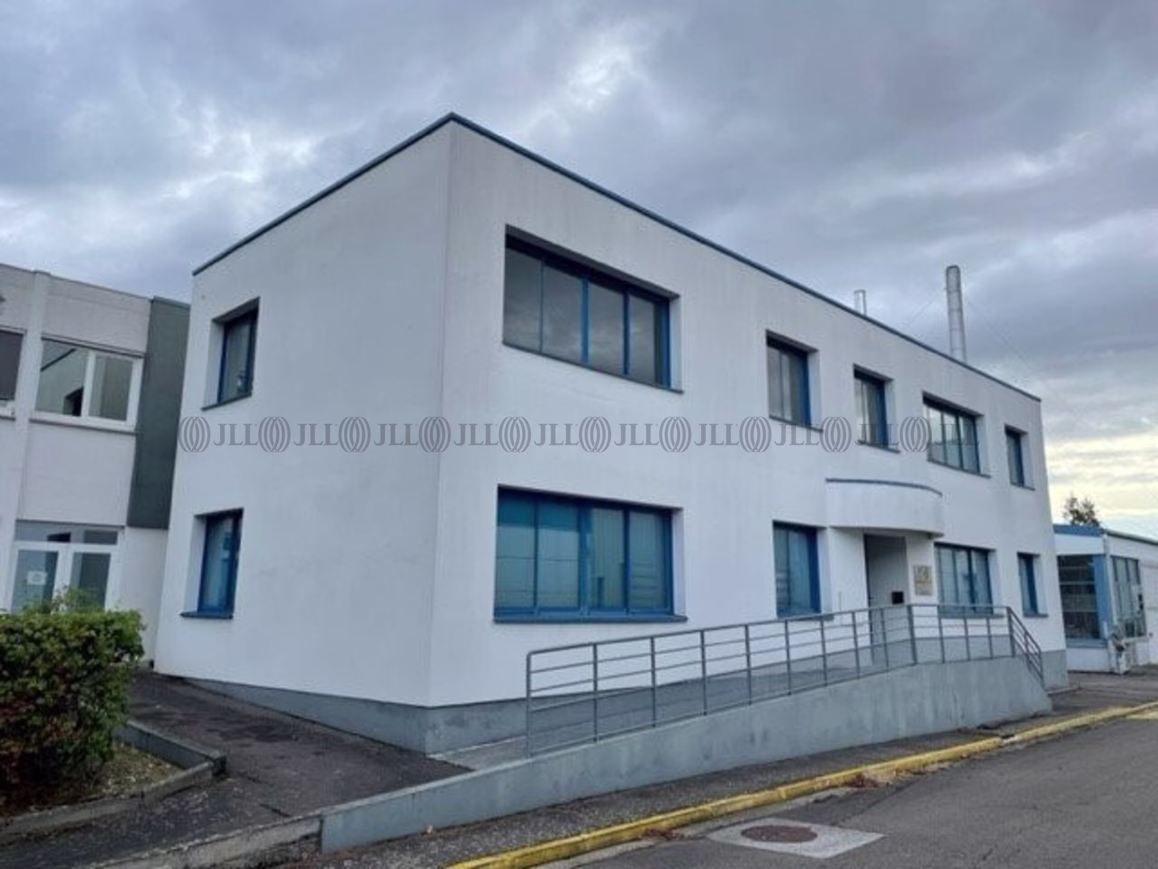 3 BOULEVARD DE BEAUREGARD 21600 LONGVIC