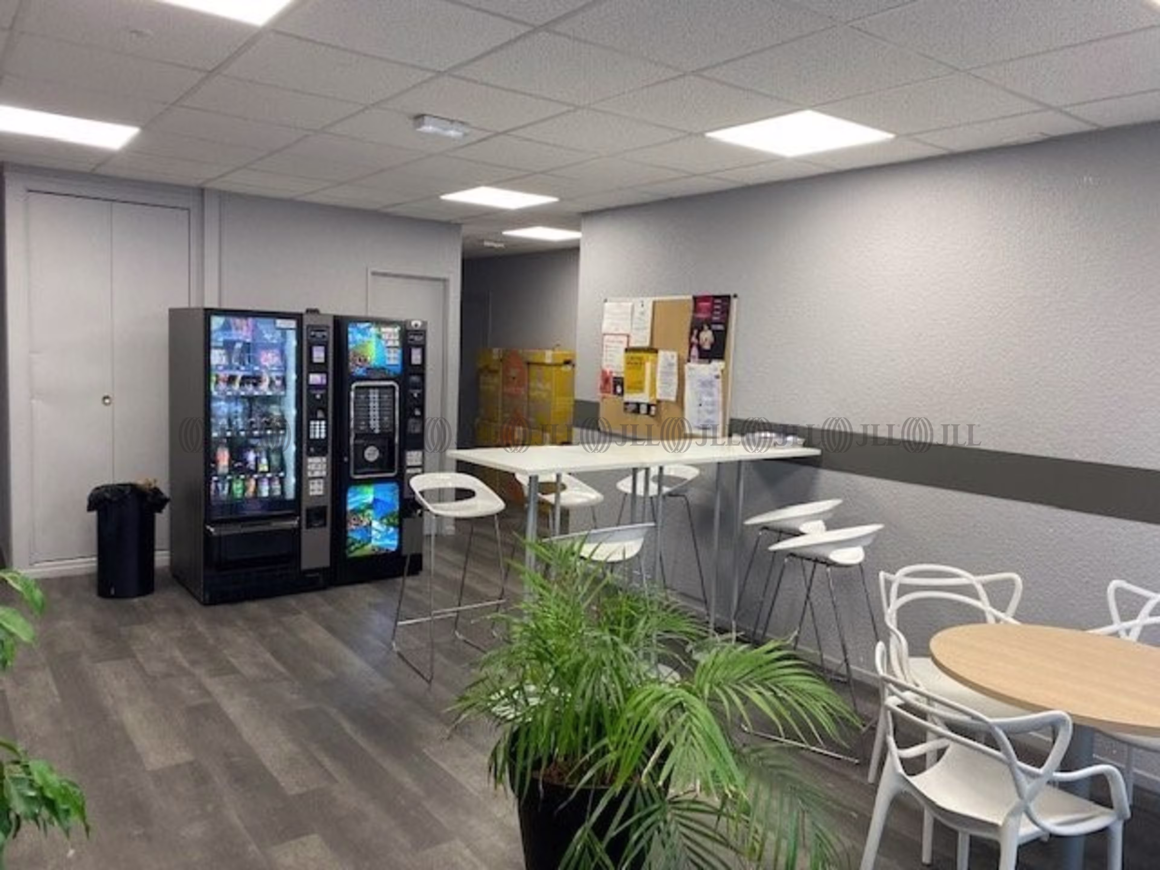 1 COURS DE L EVEQUE MOREAU