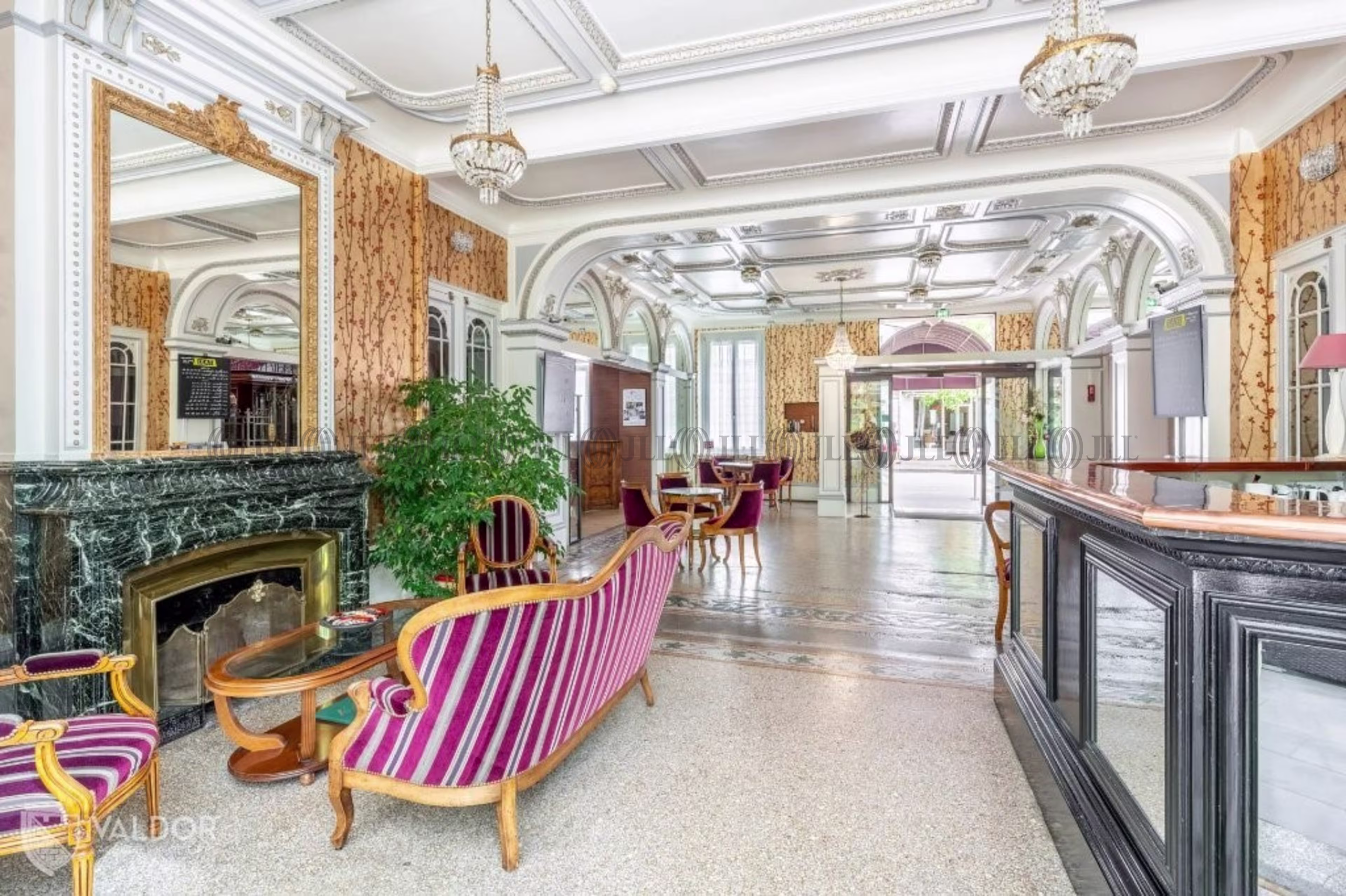 19 AVENUE ALPHONSE BAUDIN