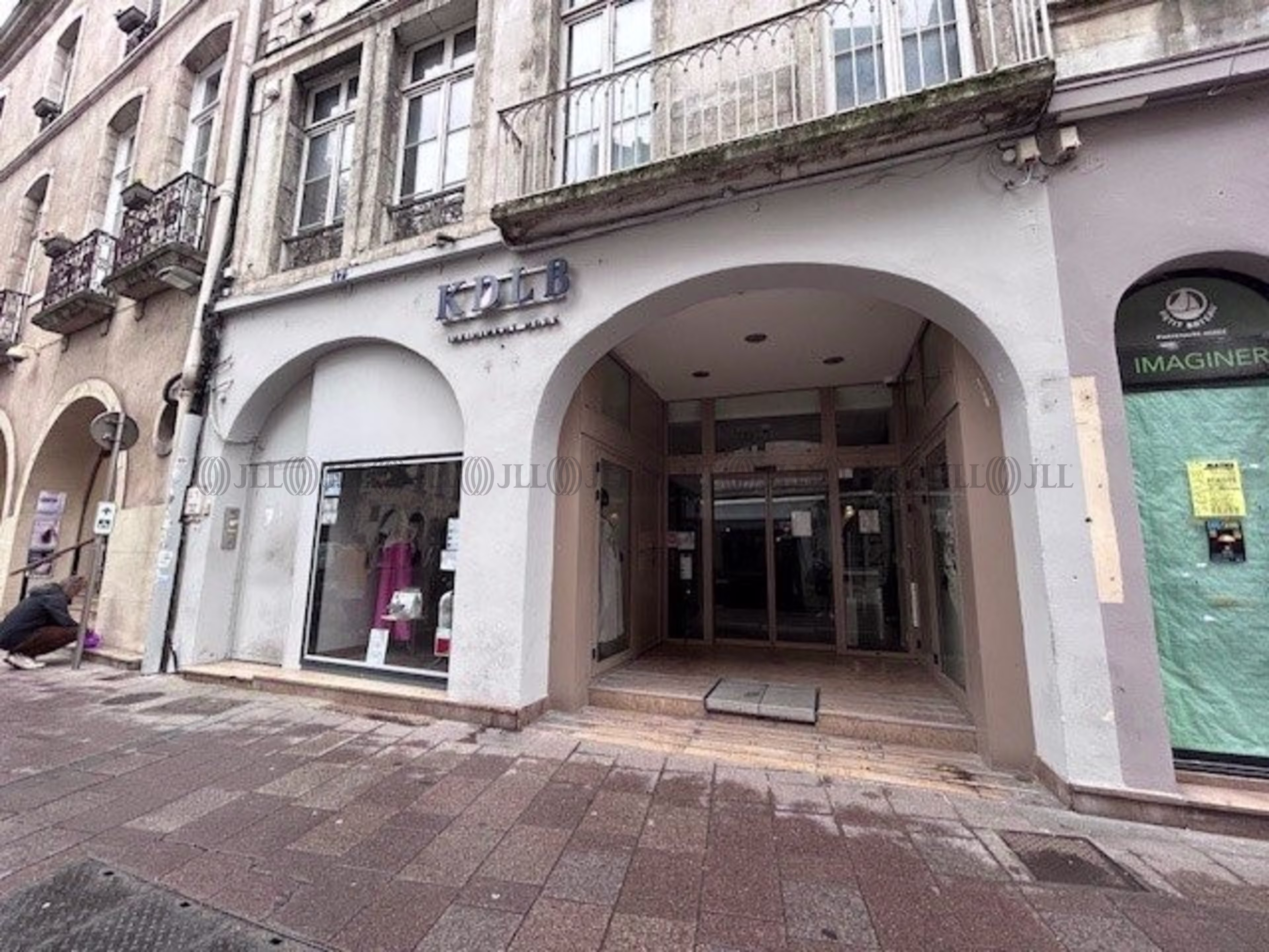 17 PLACE DU CHATELET