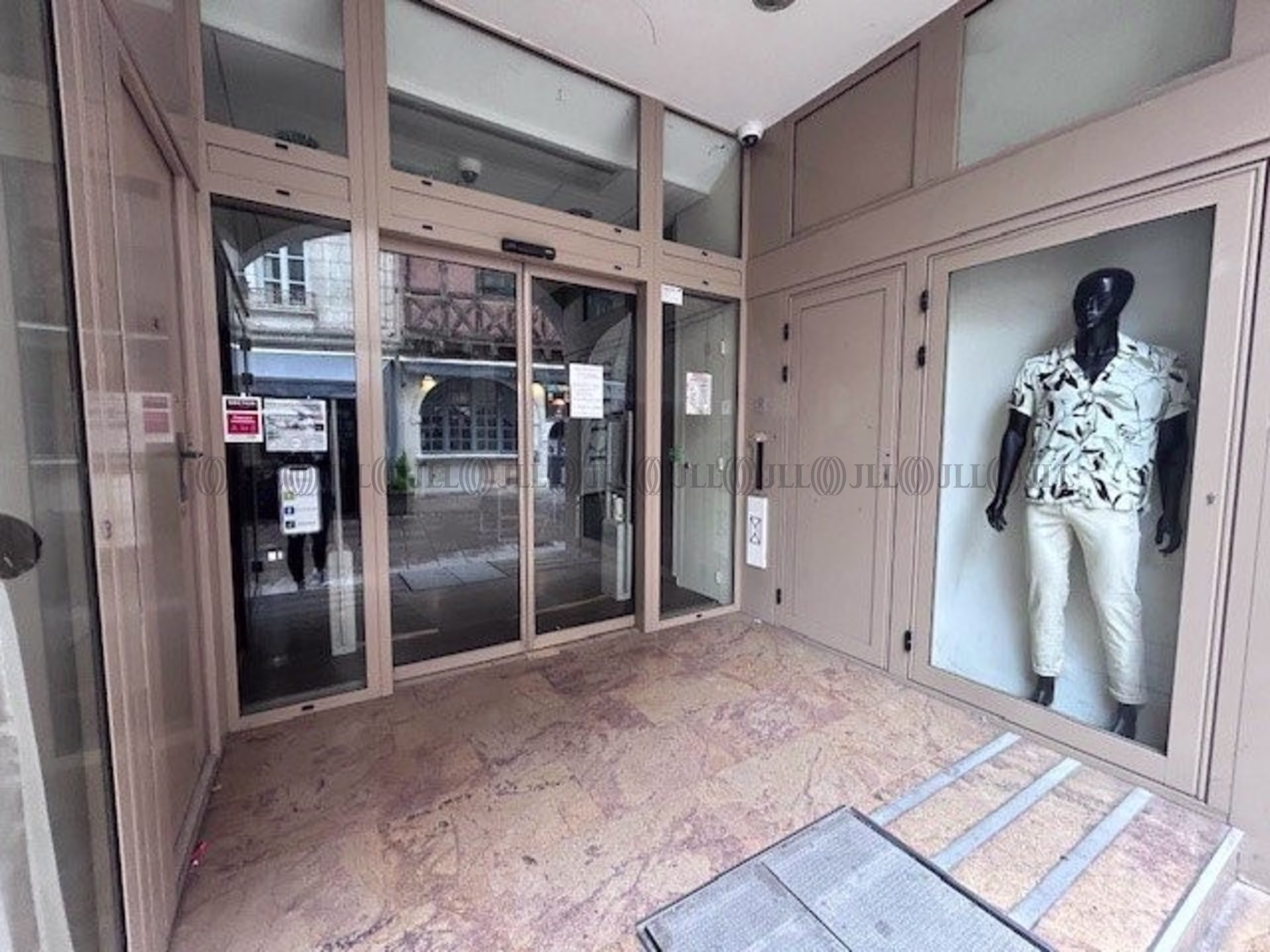 17 PLACE DU CHATELET