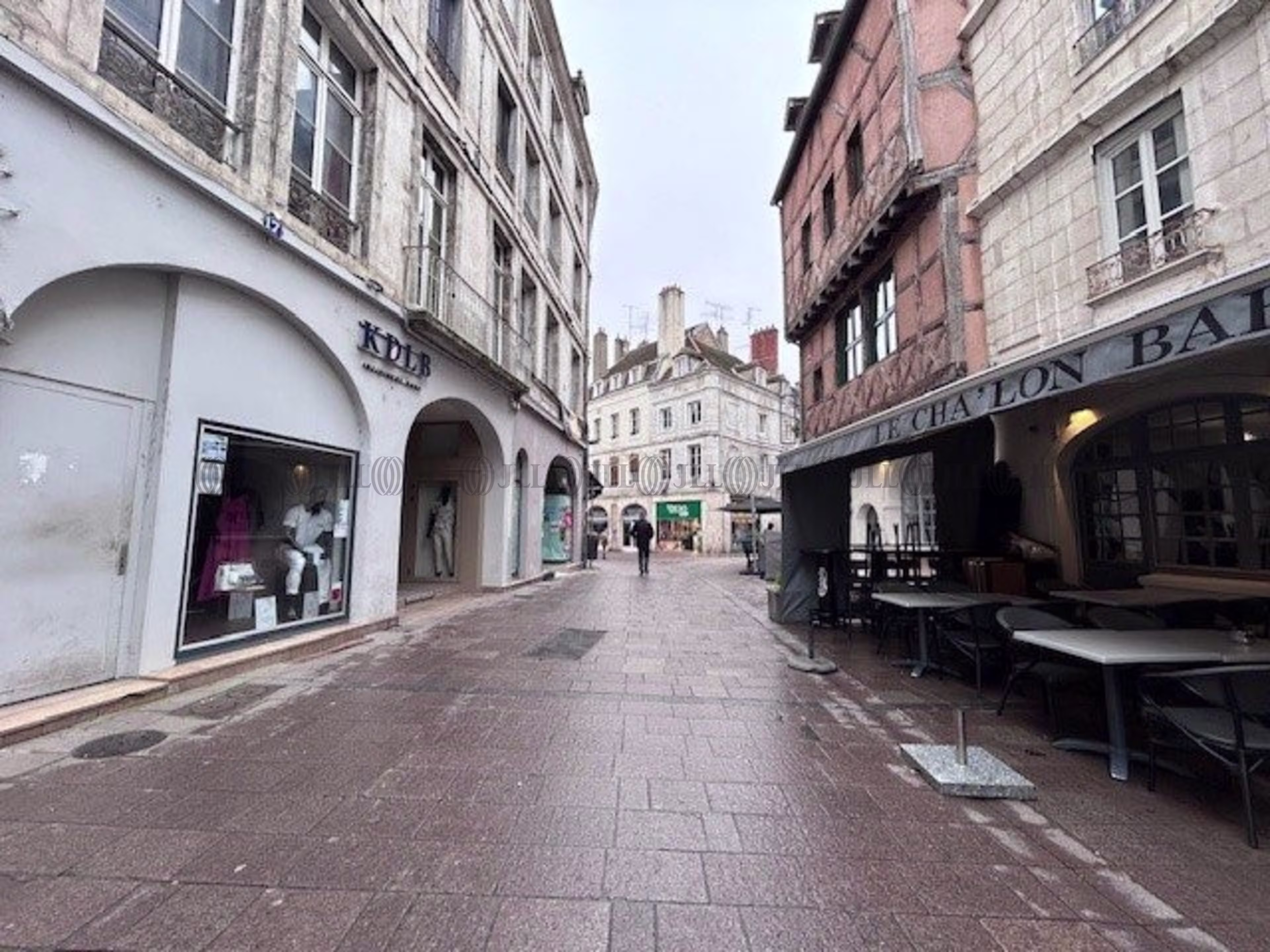 17 PLACE DU CHATELET