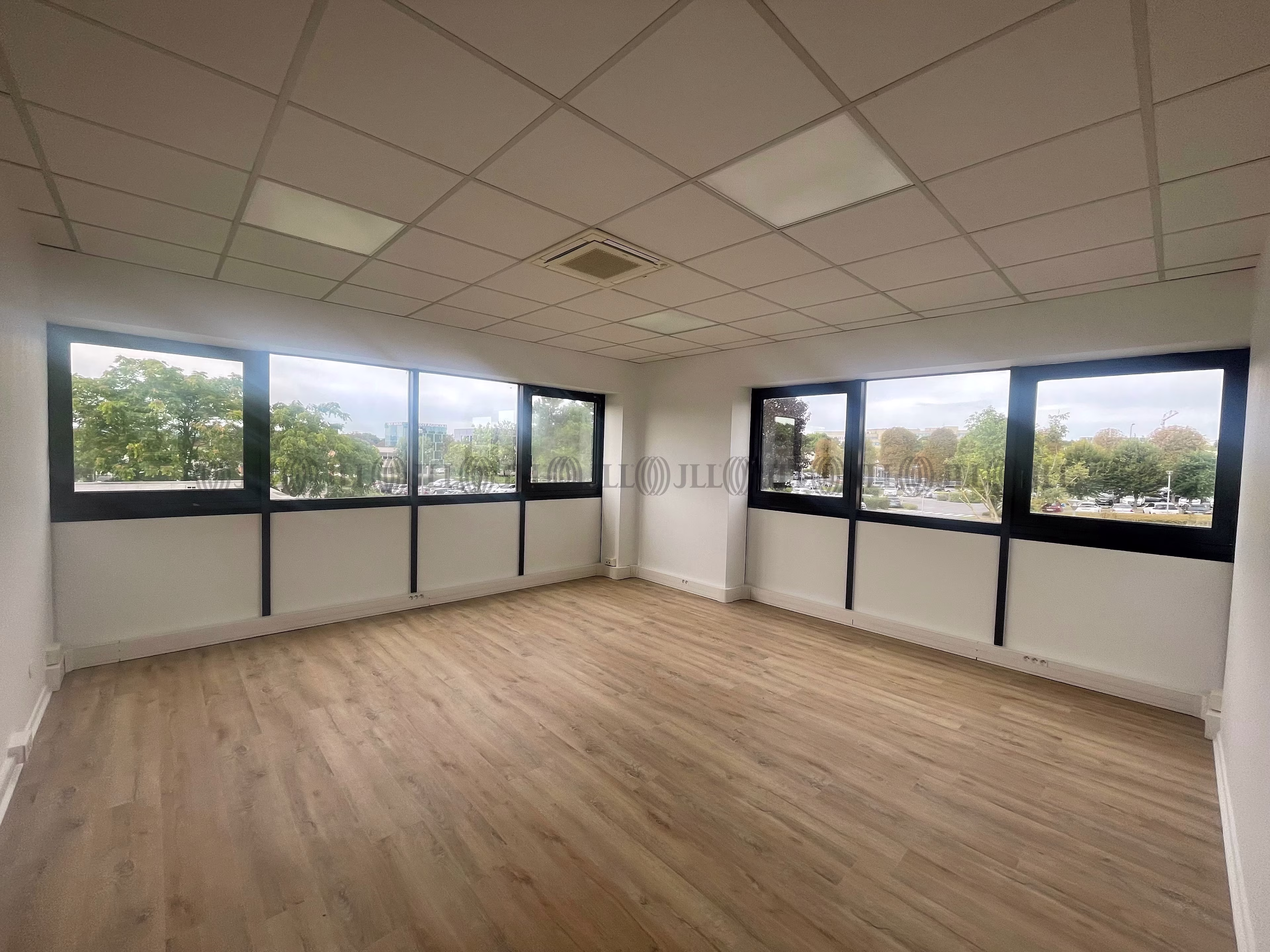 3 RUE ETIENNE OEHMICHEN