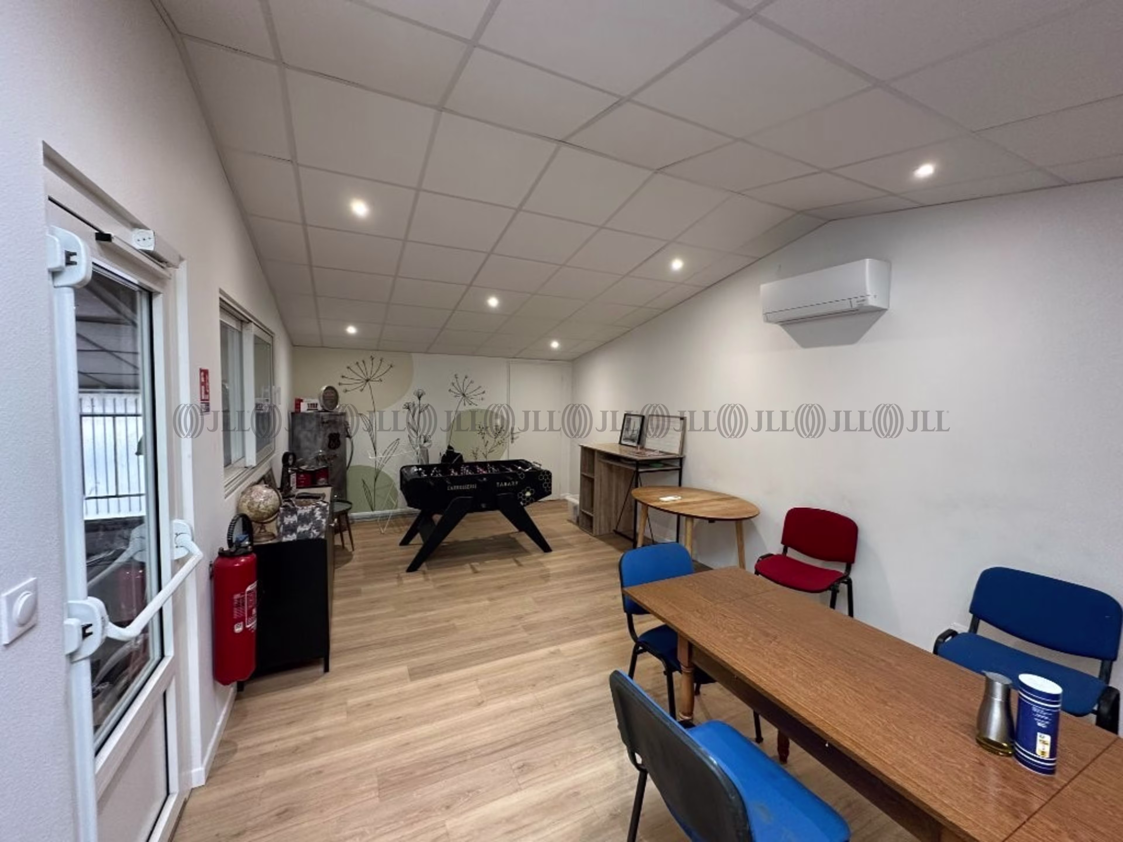 10 RUE LOUIS JACQUES THENARD