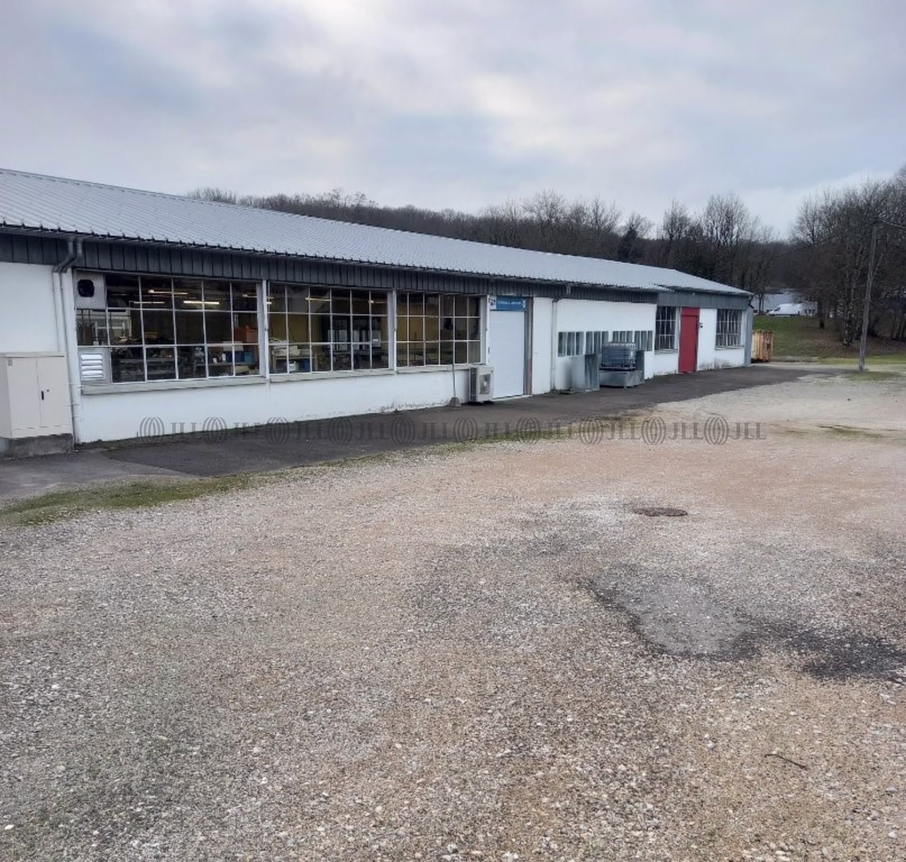 12 ROUTE DE BESANCON