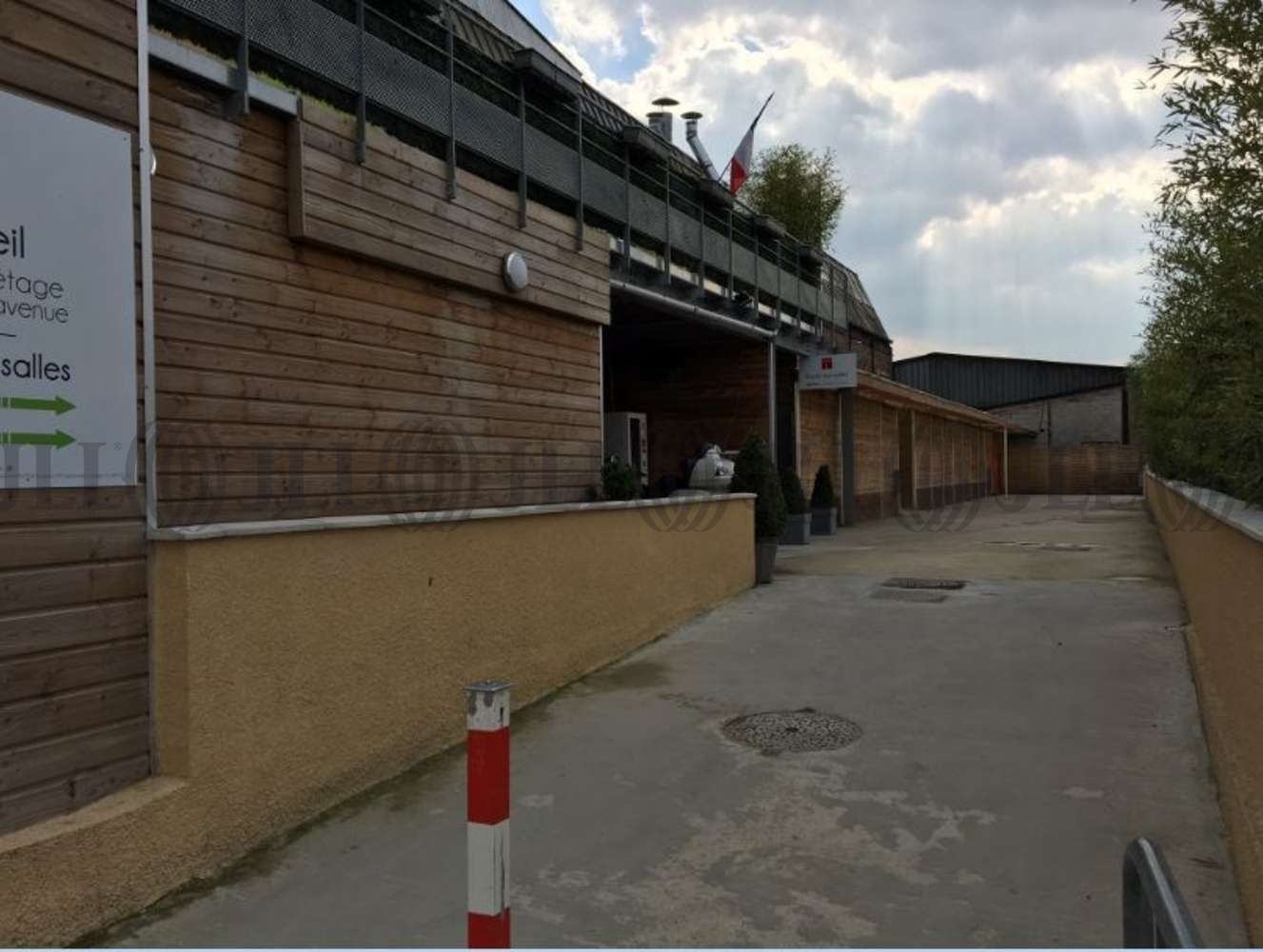 Activités/entrepôt Bobigny, 93000 - 49 AVENUE HENRI BARBUSSE