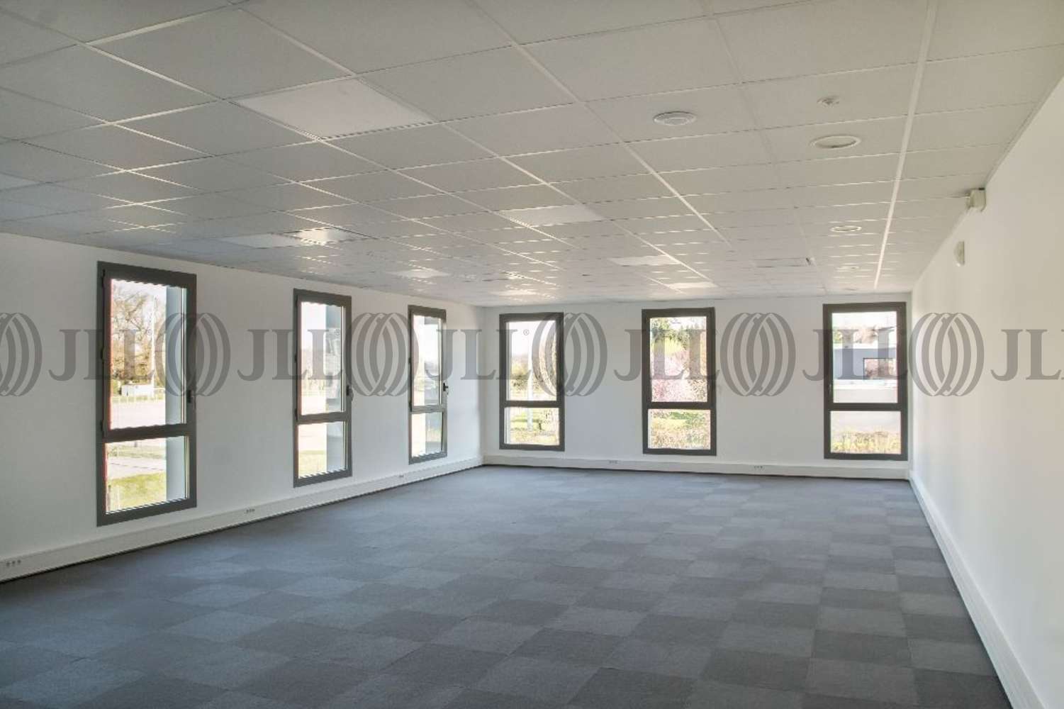 Bureaux Francheville, 69340 - Green Valley - Location / Vente (69)